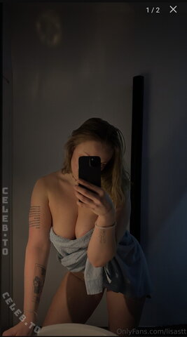 Lisastt nude photo 26