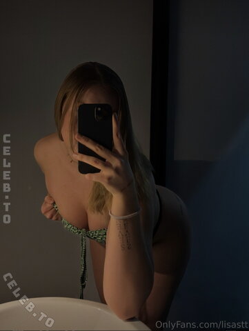 Lisastt nude photo 23