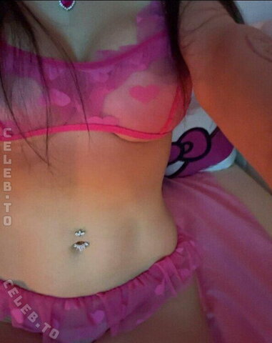 lischadelicious nude photo 9