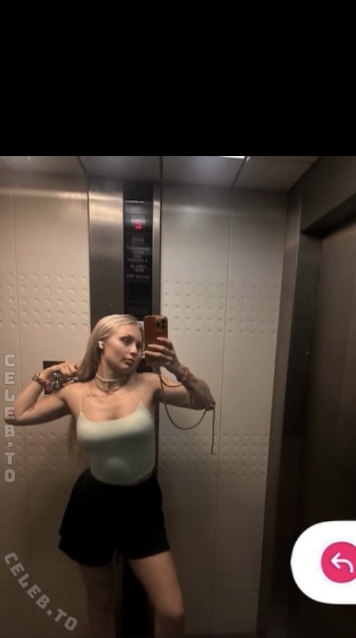 liskaxa nude photo 5
