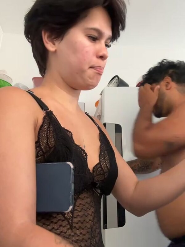 LissPerolaa nude photo 13