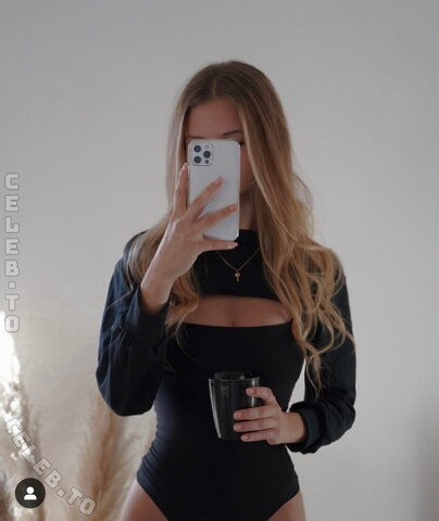 Liss.thl nude photo 52