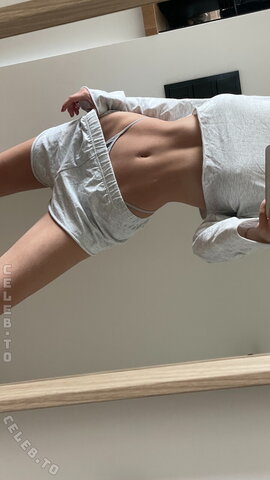 Liss.thl nude photo 7