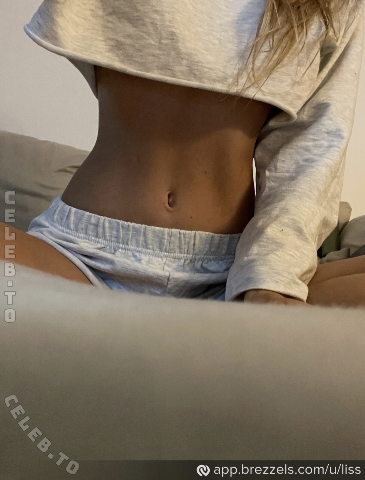 Liss.thl nude photo 2
