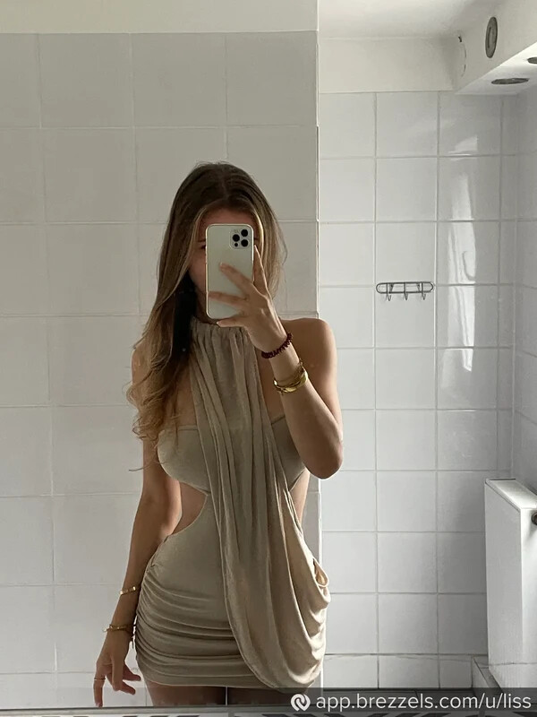 Liss.thl nude photo 5