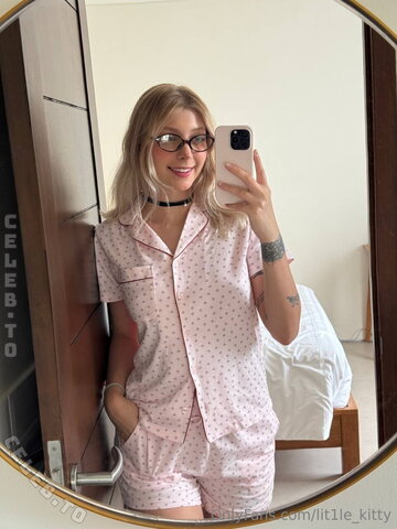 lit1le_kitty nude photo 6