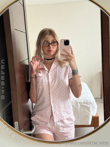 lit1le_kitty nude photo 5