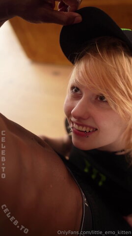 Little Emo Kitten nude photo 110