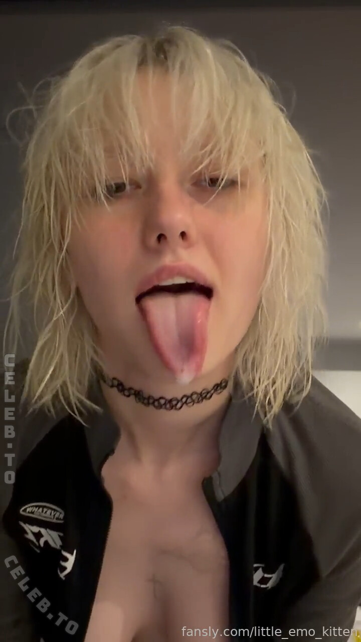 Little Emo Kitten nude photo 8