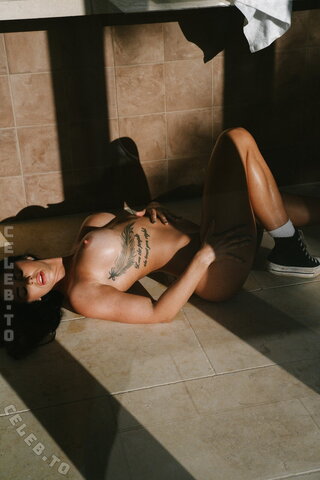 littlebrunettebaddie photo 4