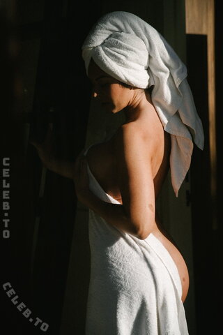 littlebrunettebaddie nude photo 7