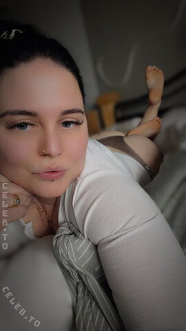 littledarksnowwhite nude photo 6