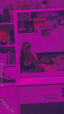 Little_devil666 nude photo 6