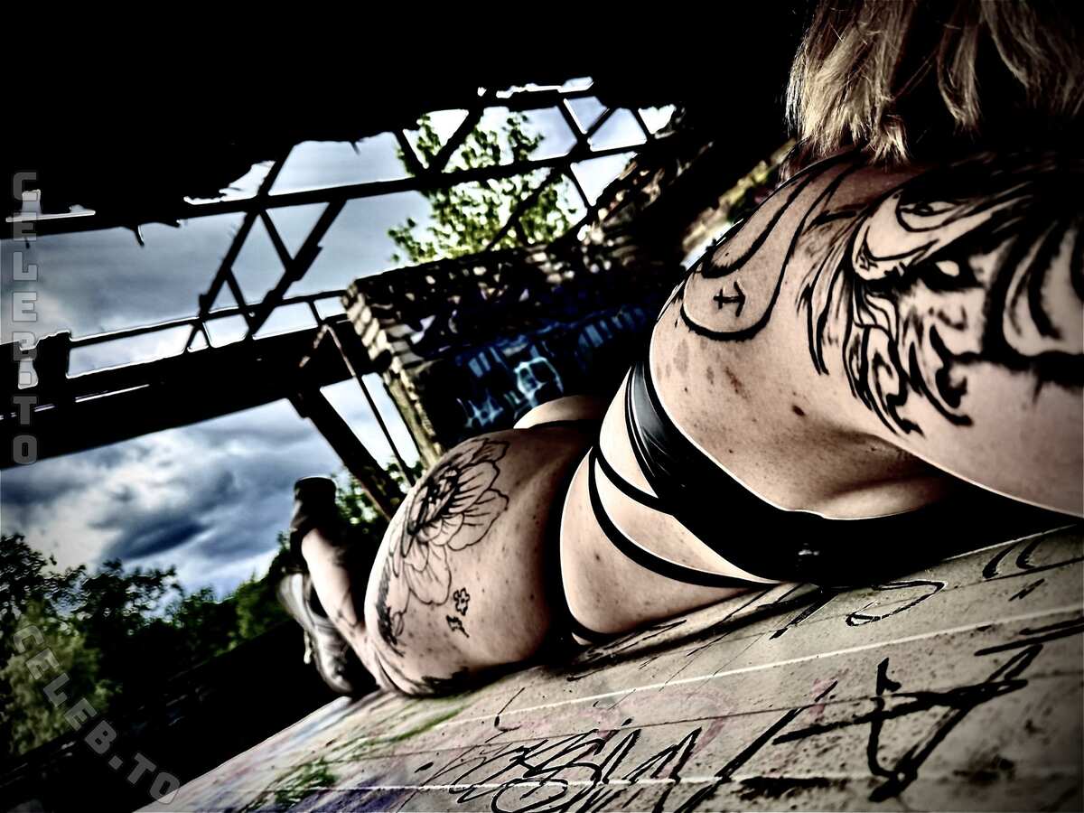 Little_devil666 nude photo 8