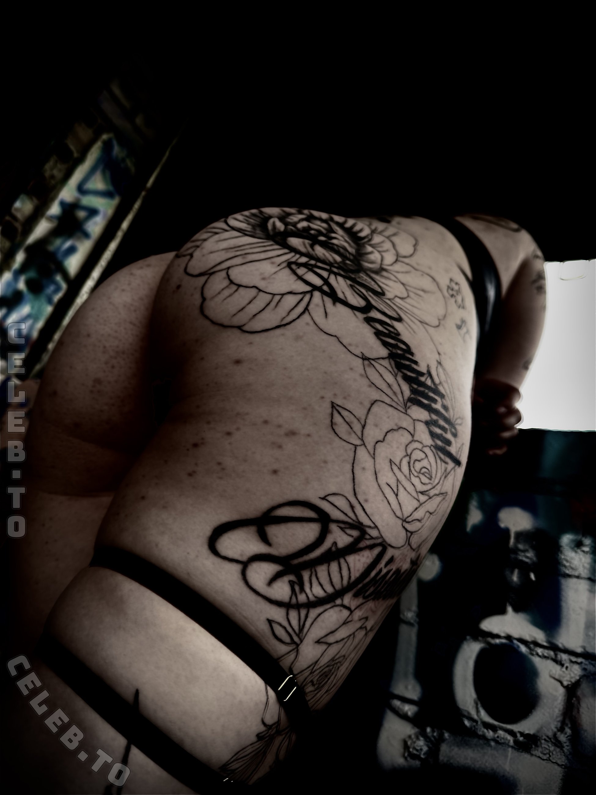 Little_devil666 nude photo 12