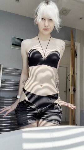 little_emo_kitten Fresh (4 photos)