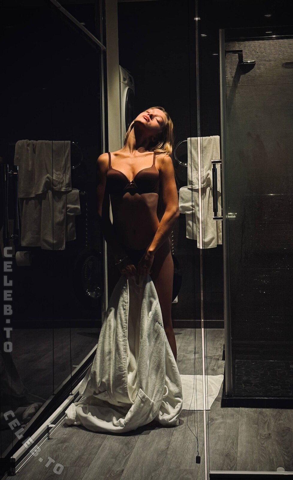 Little_poetry nude photo 6