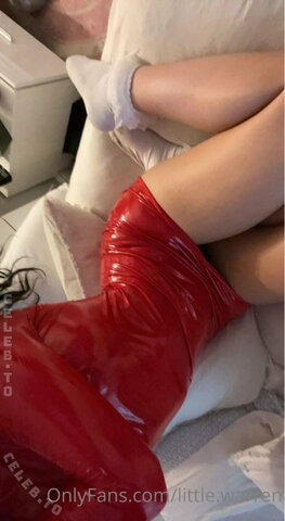 Little.warren nude photo 22