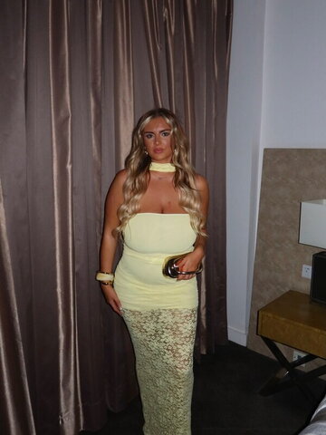 Liv Jones New (6 photos)