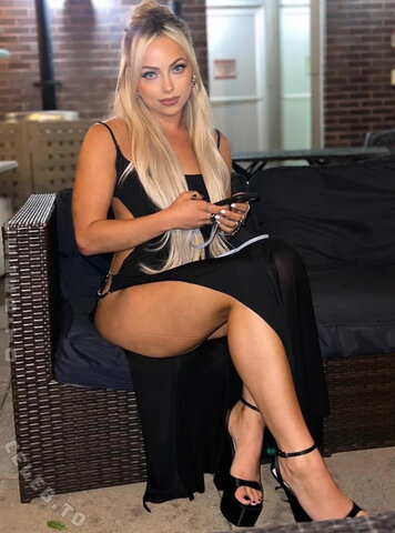 Liv Morgan nude