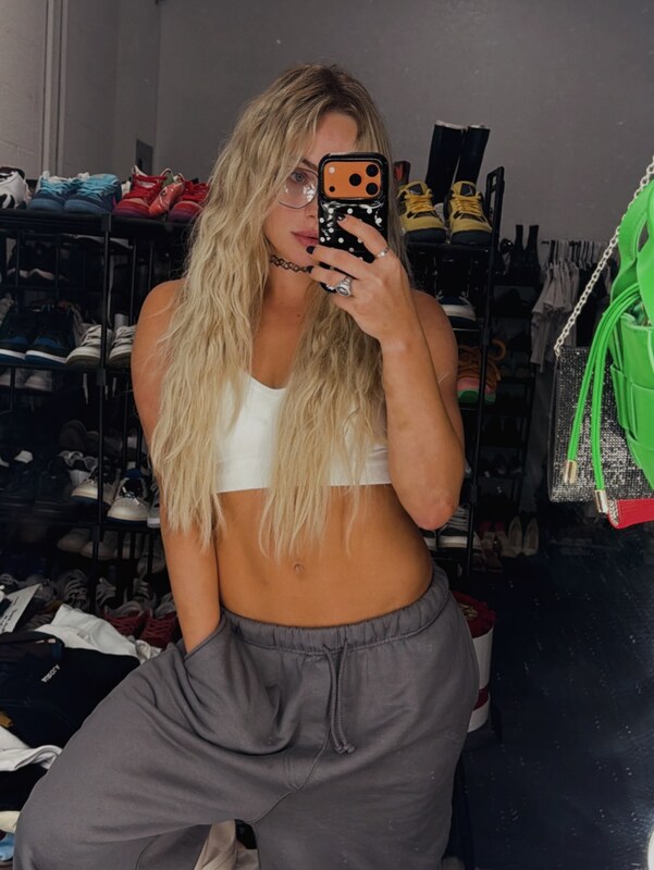 Liv Morgan nude photo 3