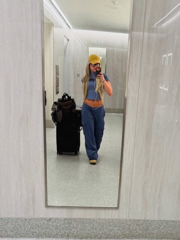 Liv Morgan nude photo 4