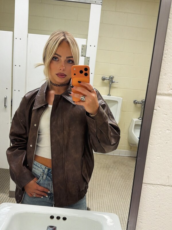 Liv Morgan nude photo 5