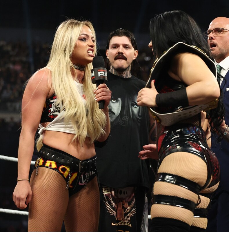 Liv Morgan nude photo 3