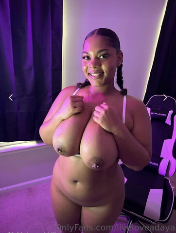 Liveloveadaya nude photo 1