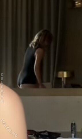 Livia Josephine nude photo 3