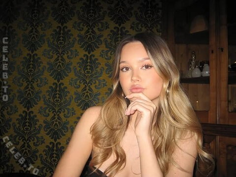 Livia Melody nude photo 1