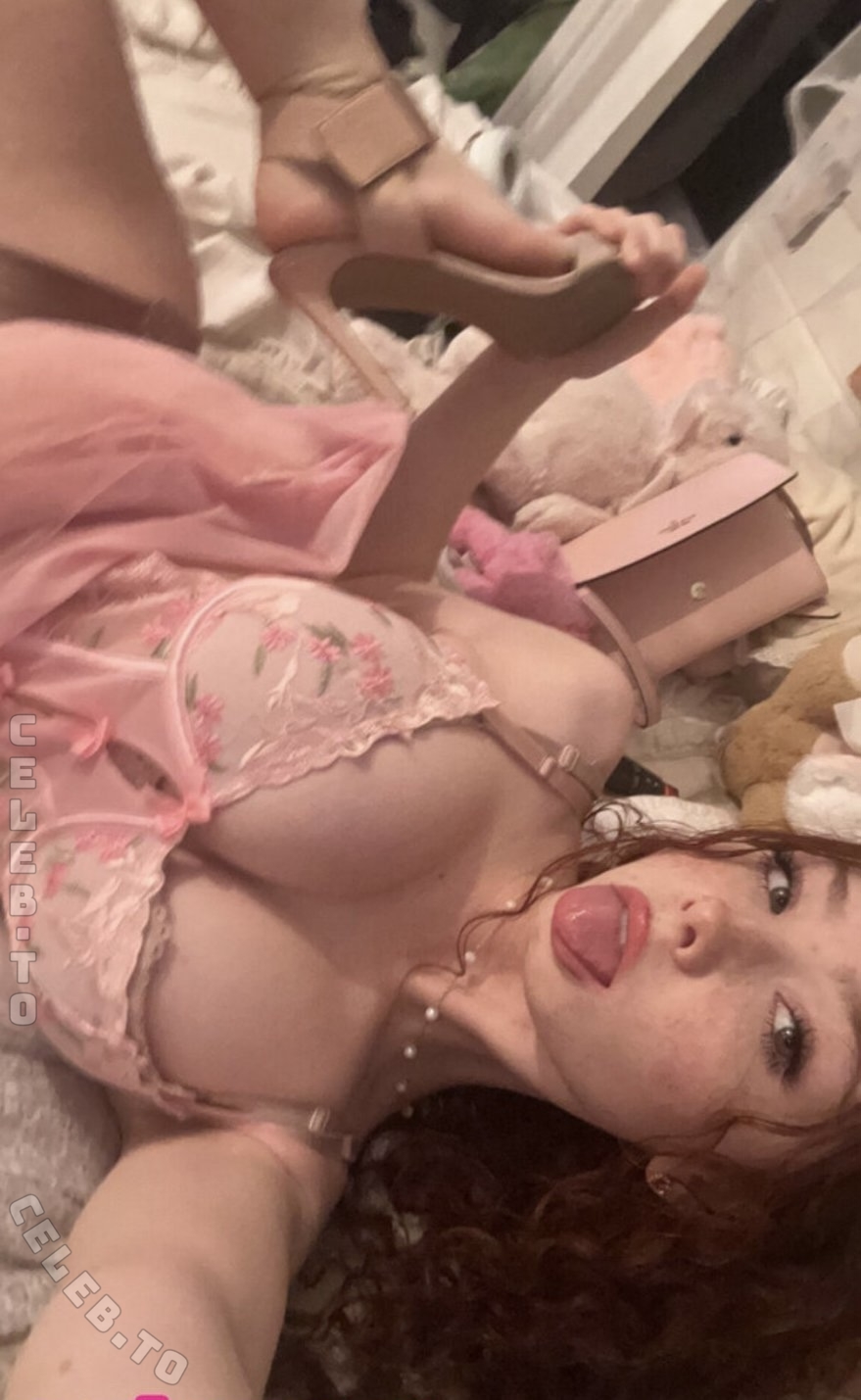 Livia Paige nude photo 10