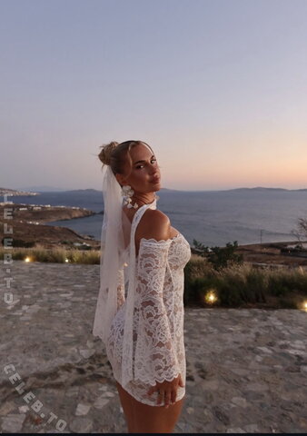 liv.yah nude photo 2