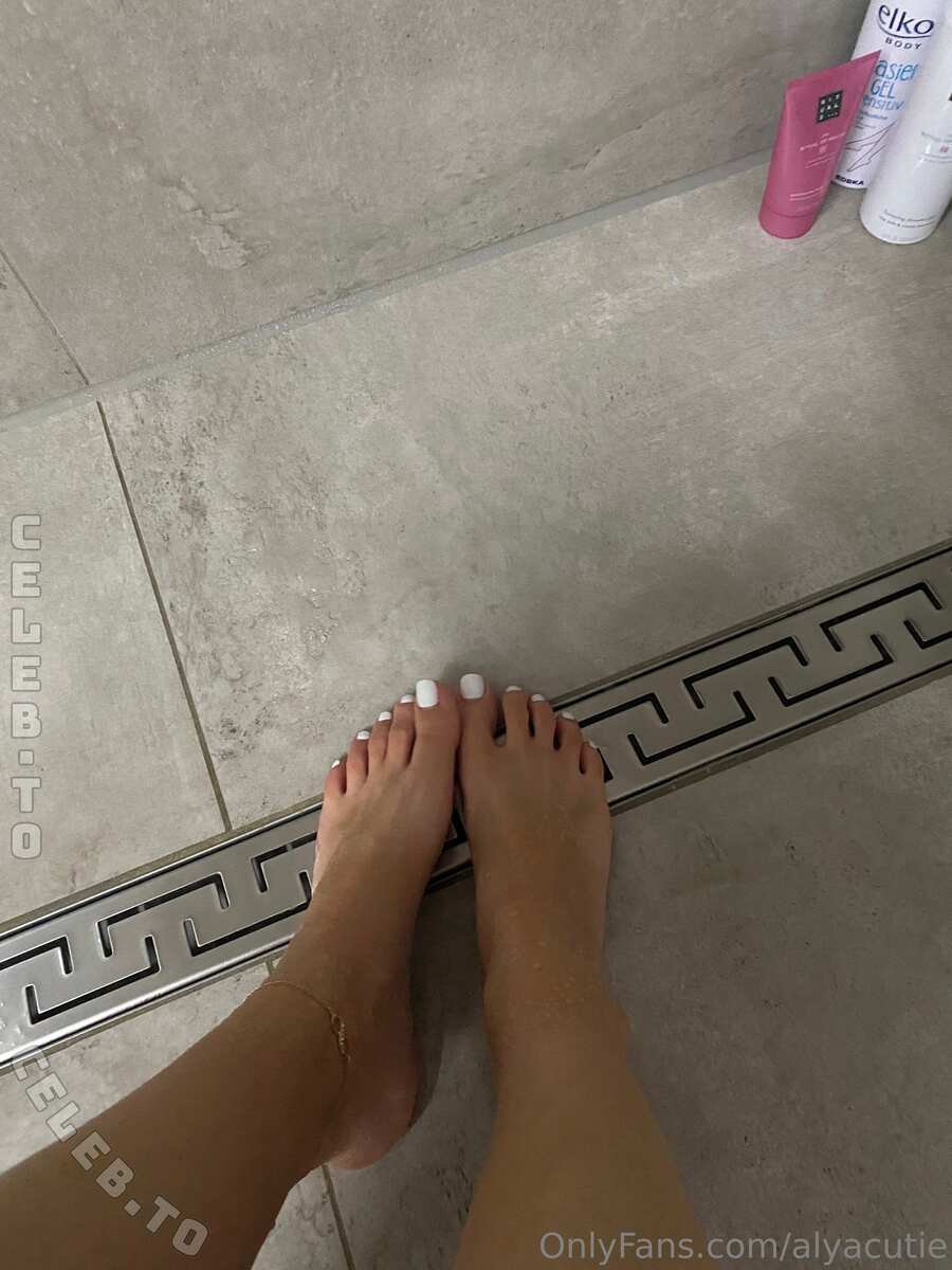 Liyah Klas nude photo 2