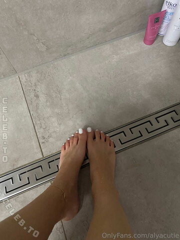 Liyah Klas nude photo 5