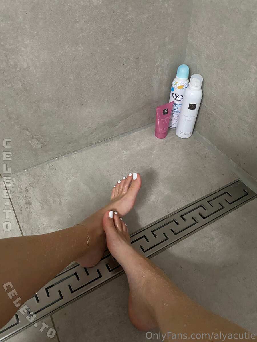 Liyah Klas nude photo 4