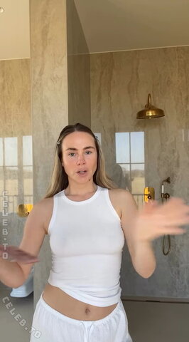 Liz Kaeber nude photo 19