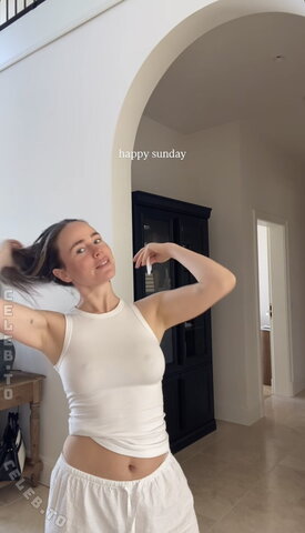Liz Kaeber nude photo 17