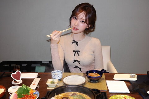 LIZ nude photo 25