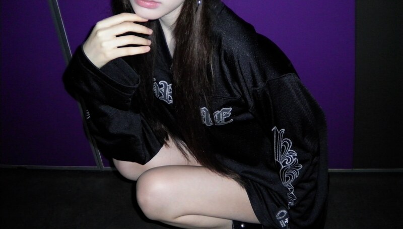 LIZ nude photo 4