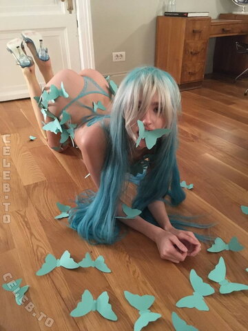 Liza Anokhina nude photo 99