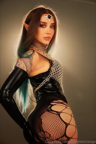 LizzieLestrange nude photo 4