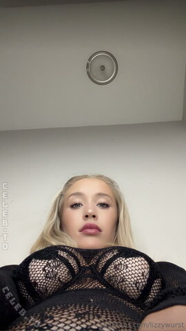 Lizzy Wurst nude photo 28