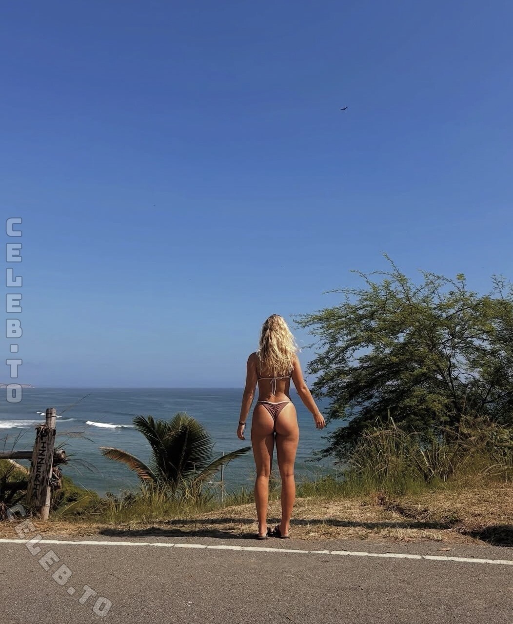 llisagraf nude photo 3