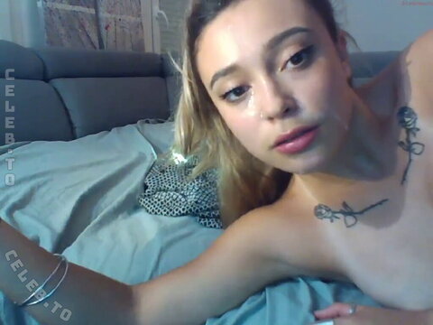 Lola Gaiaa nude photo 2