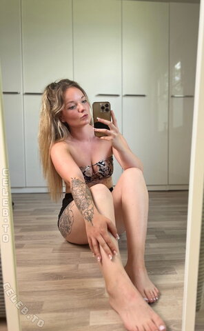 Lola the Student nude photo 5