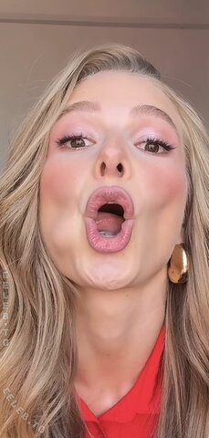 Lola Weippert nude photo 12