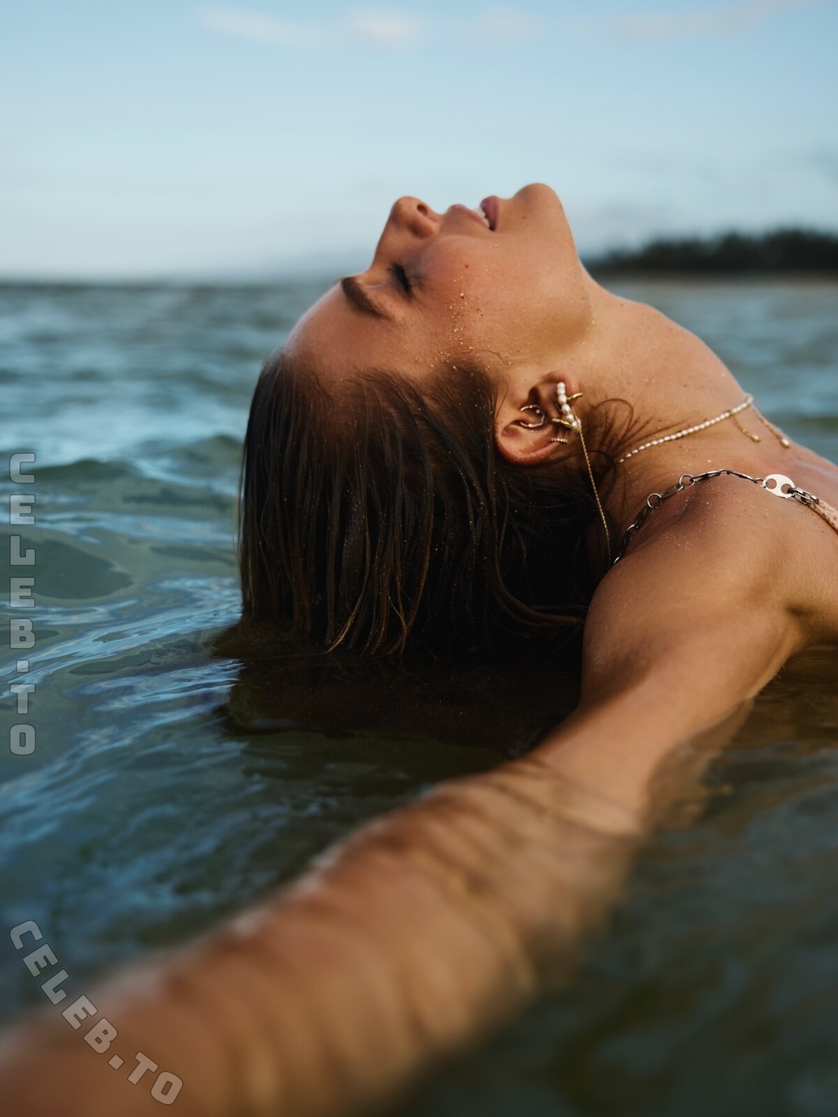 Lola Weippert nude photo 2