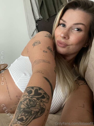 Lolaaafit nude photo 28