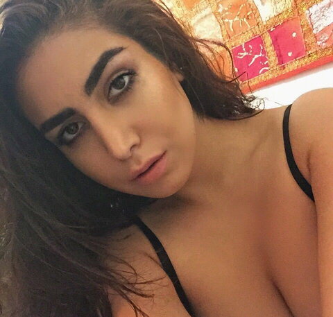 lola_ameri nude photo 5